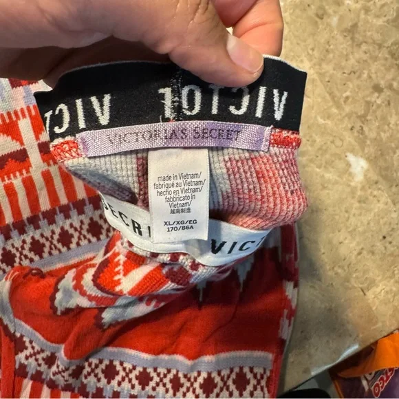 Victoria's Secret Red Patterned Leggings - Picture 3 of 3